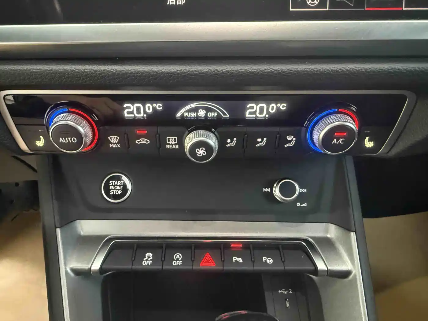 Audi Q3 2023 35 TFSI Fashion Dynamic (1.4T) фото 17