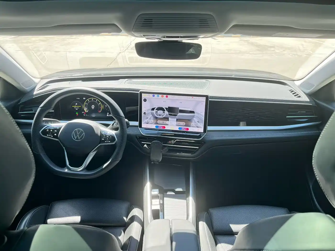 Volkswagen Passat 2025 Pro 380TSI Dragon Glory Edition фото 6