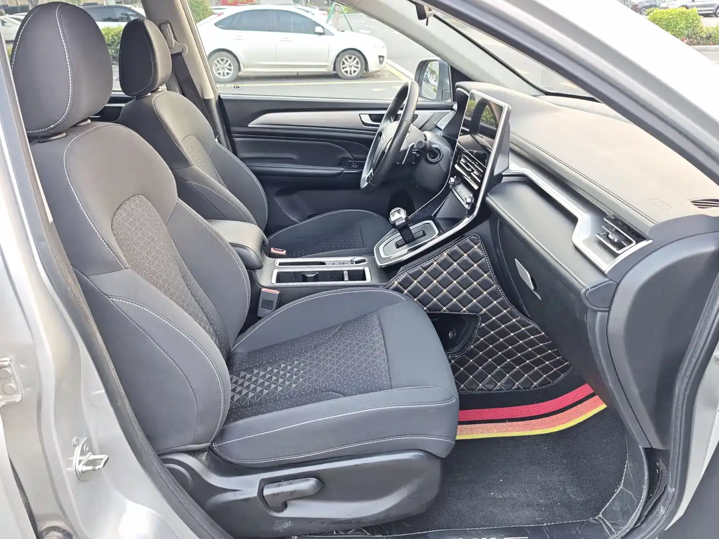 Haval M6 2021 PLUS 1.5T DCT Luxury Smart Connect фото 14