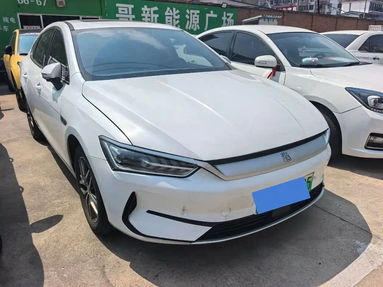BYD Qin PLUS 2021 EV 400KM Luxury Model фото 3