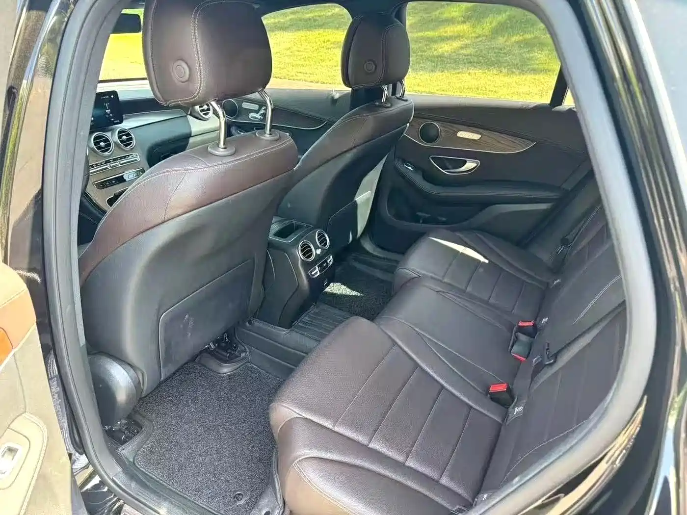 Mercedes-Benz GLC 2022 Model GLC 300 L 4MATIC Dynamic Edition фото 5