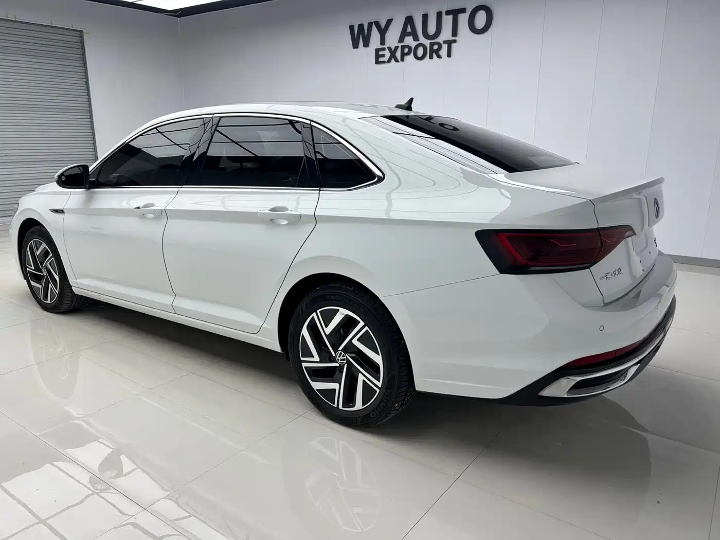 Volkswagen Sagitar 2023 280TSI DSG Beyond Lite фото 3
