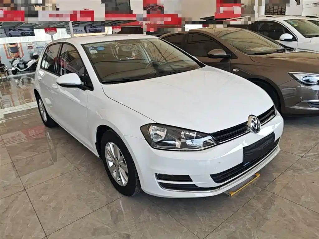 Volkswagen Golf 2015 1.6L Automatic Fashion фото 4