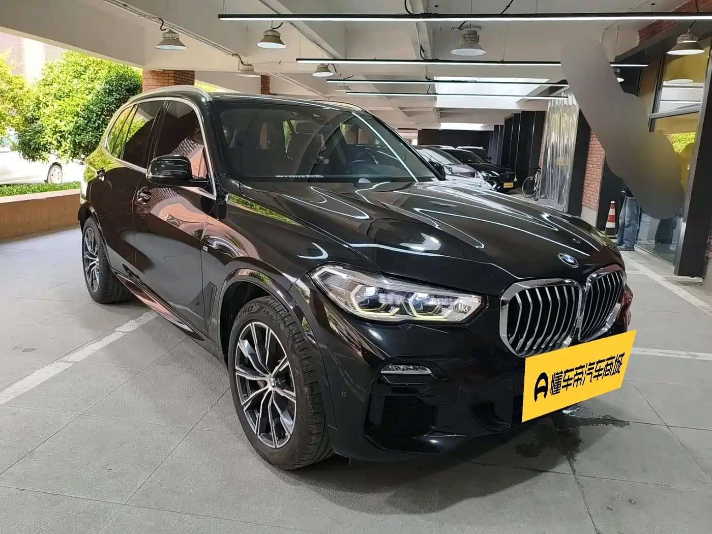 BMW X5 (Import) 2019 xDrive40i M Sport Package фото 6
