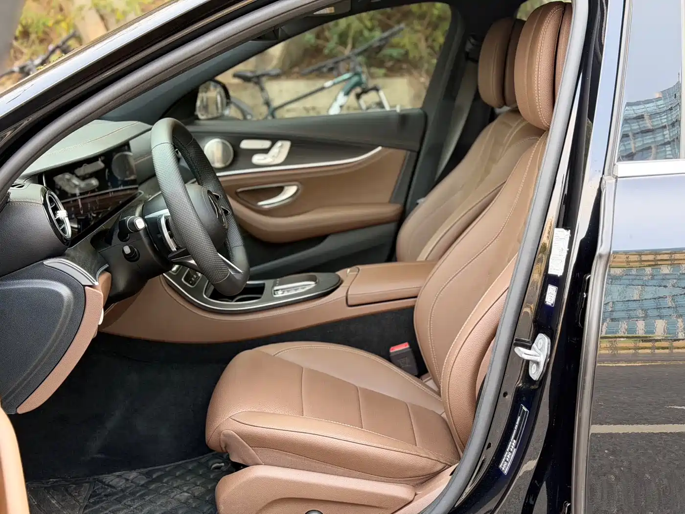 Mercedes-Benz E-Class 2023 Facelift E 300 L Sport Luxury фото 6