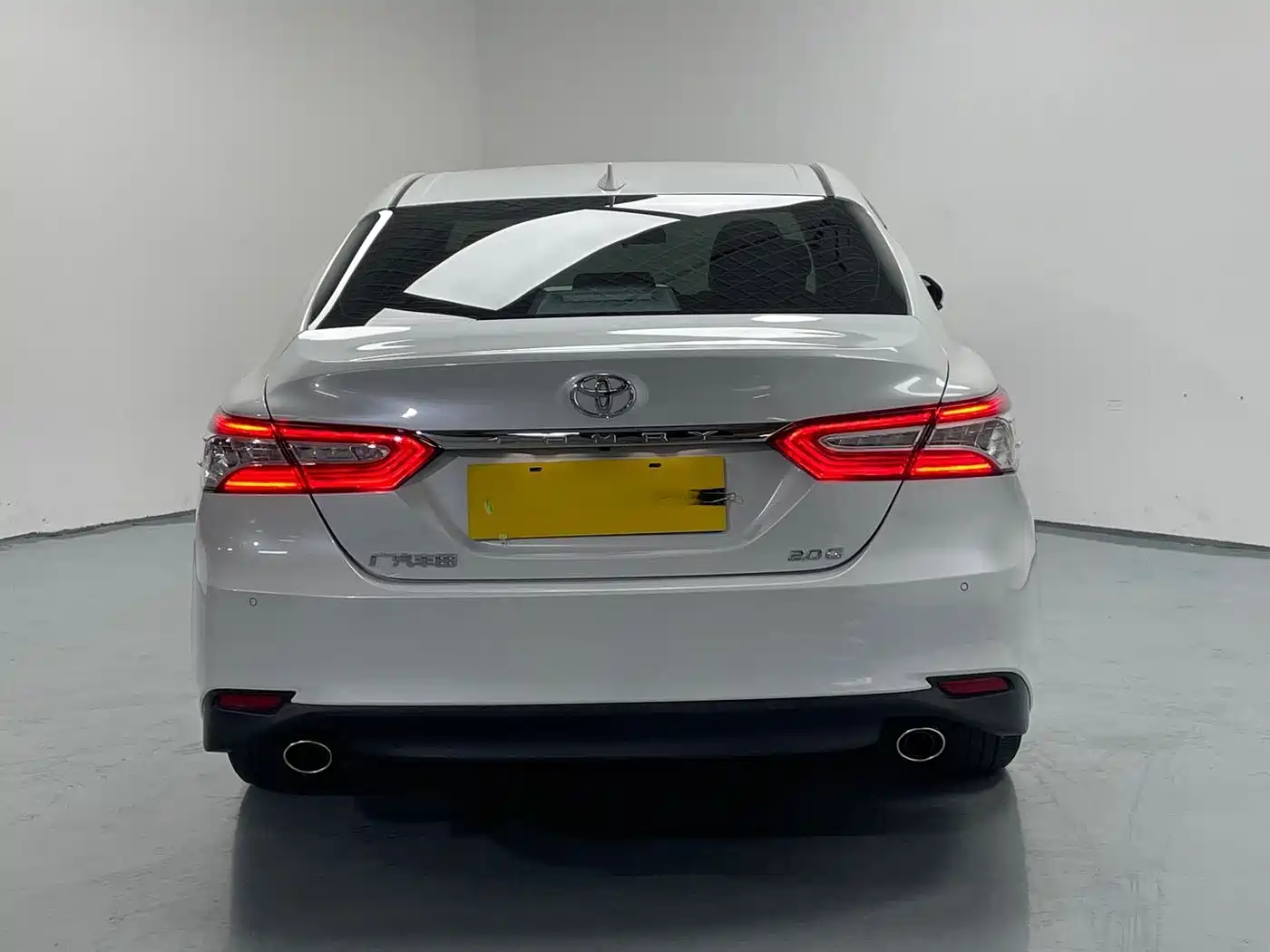 Toyota Camry 2023 2.0G Luxury Edition фото 8