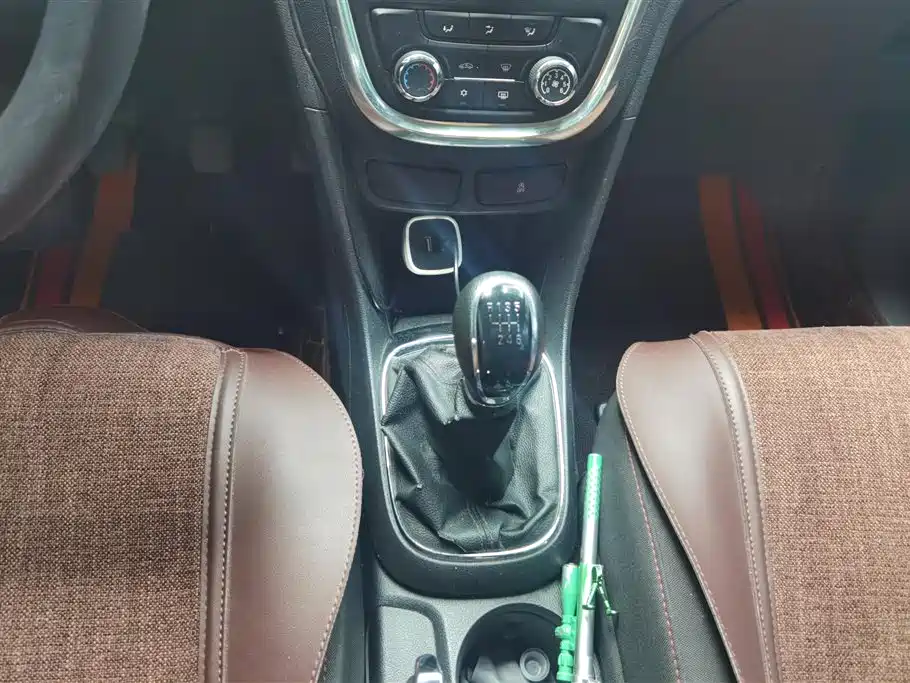 Buick Encore 2015 1.4T Manual 2WD Urban Progressive фото 16