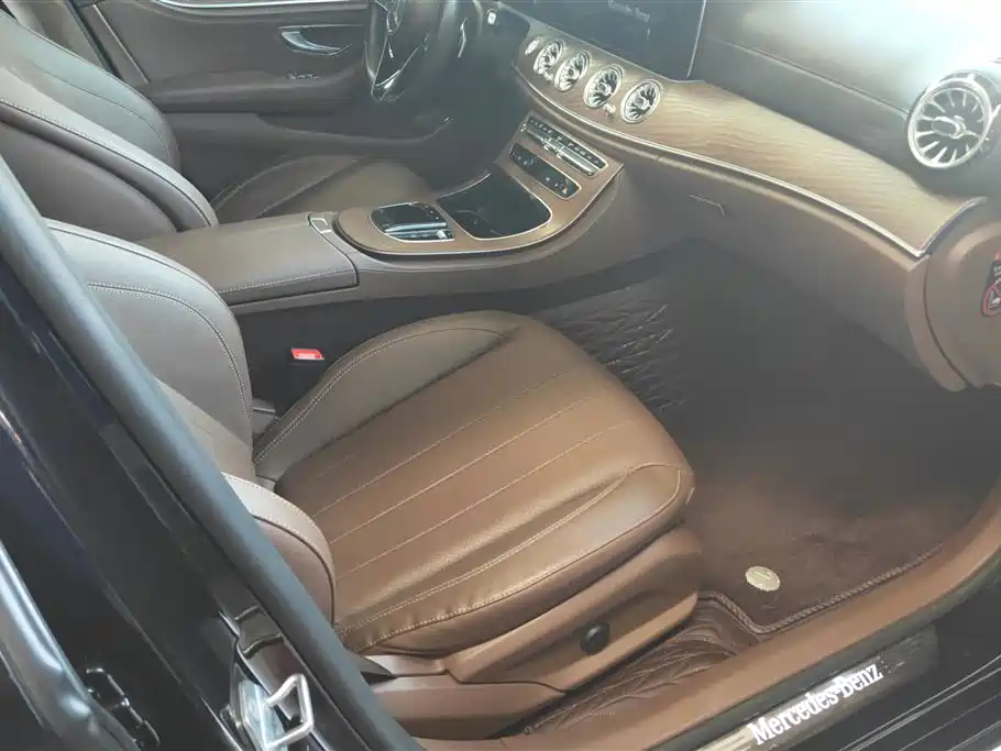 Mercedes-Benz E-Class 2021 E 300 L Luxury фото 8