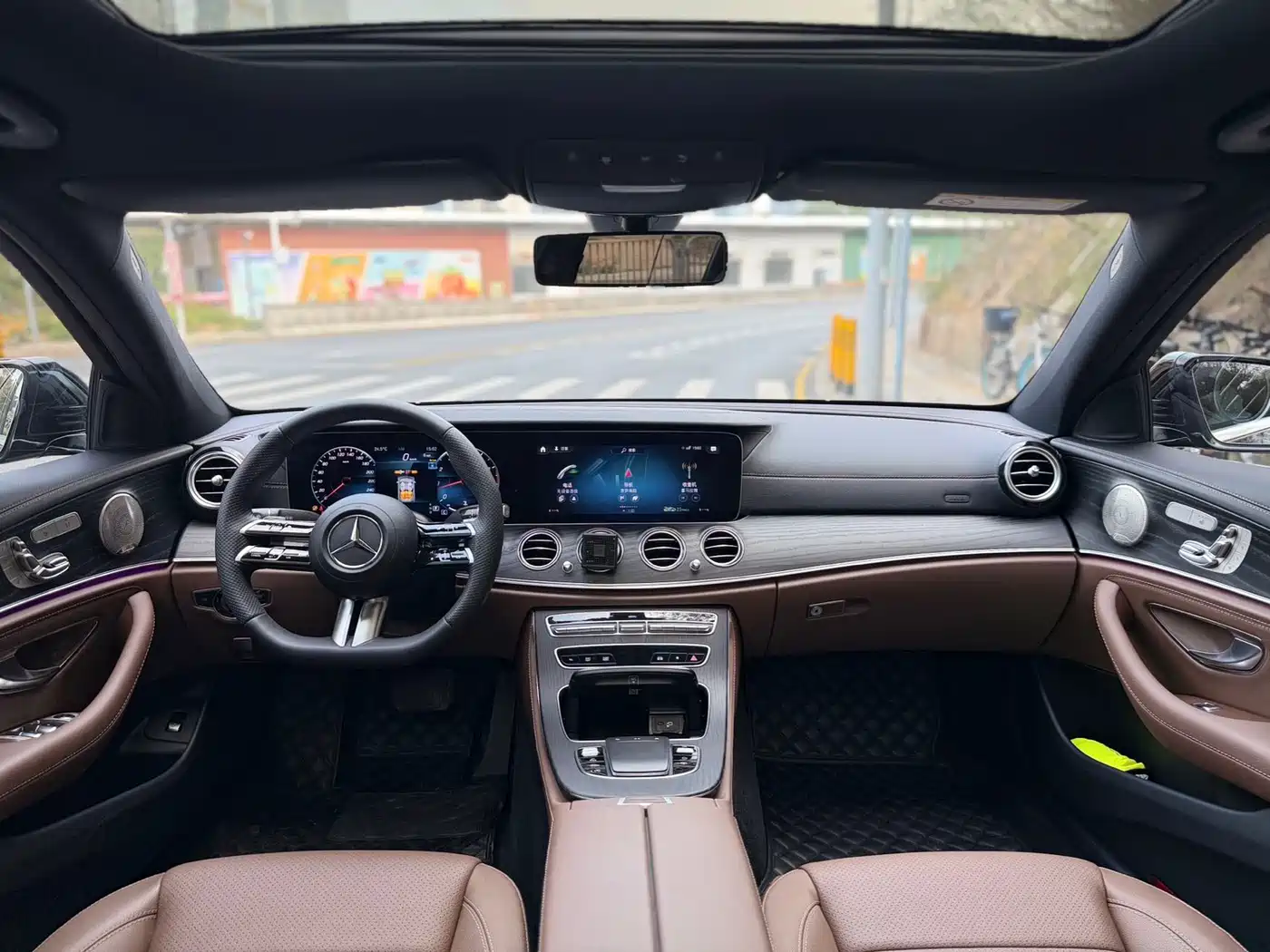 Mercedes-Benz E-Class 2023 Facelift E 300 L Sport Luxury фото 8