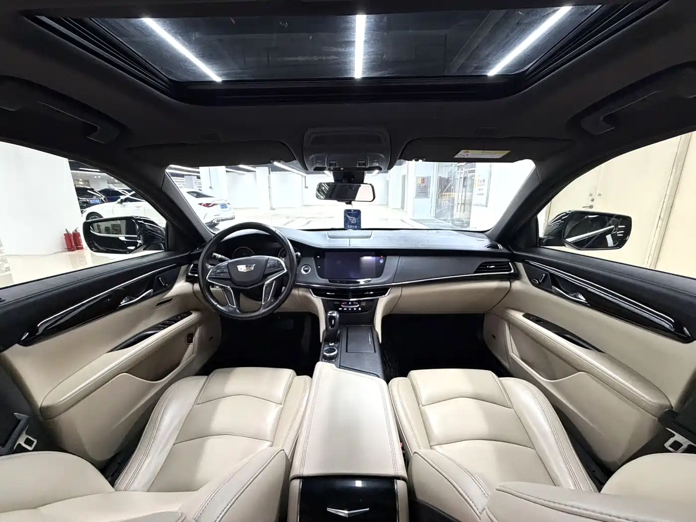 Cadillac CT6 2019 28T Fashion Model фото 6