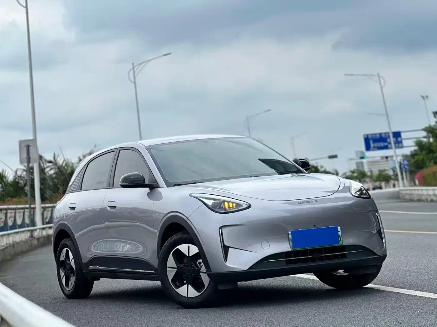 Geely Galaxy Starry Wish 2025 UP 410km Explorer Edition фото 3