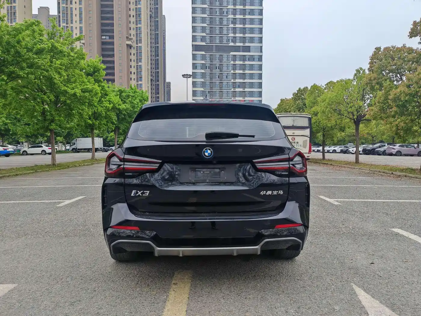 BMW iX3 2023 Leading Type фото 16