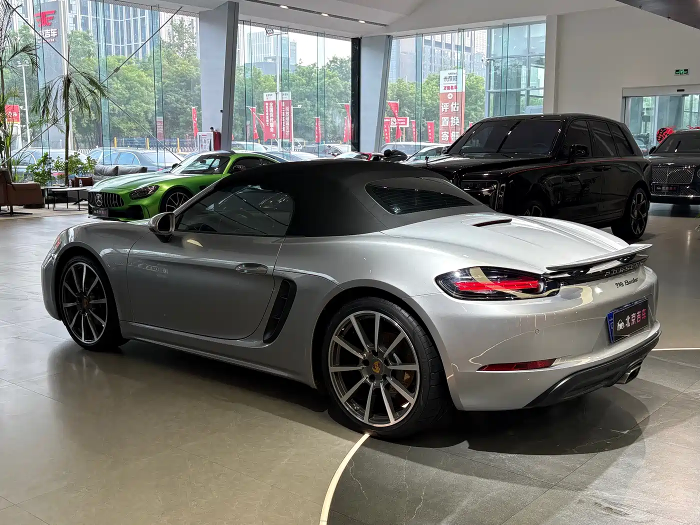 Porsche 718 2018 Boxster 2.0T фото 13