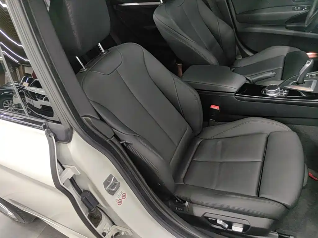 BMW 3 Series GT 2021 2020 320i M Sport Package