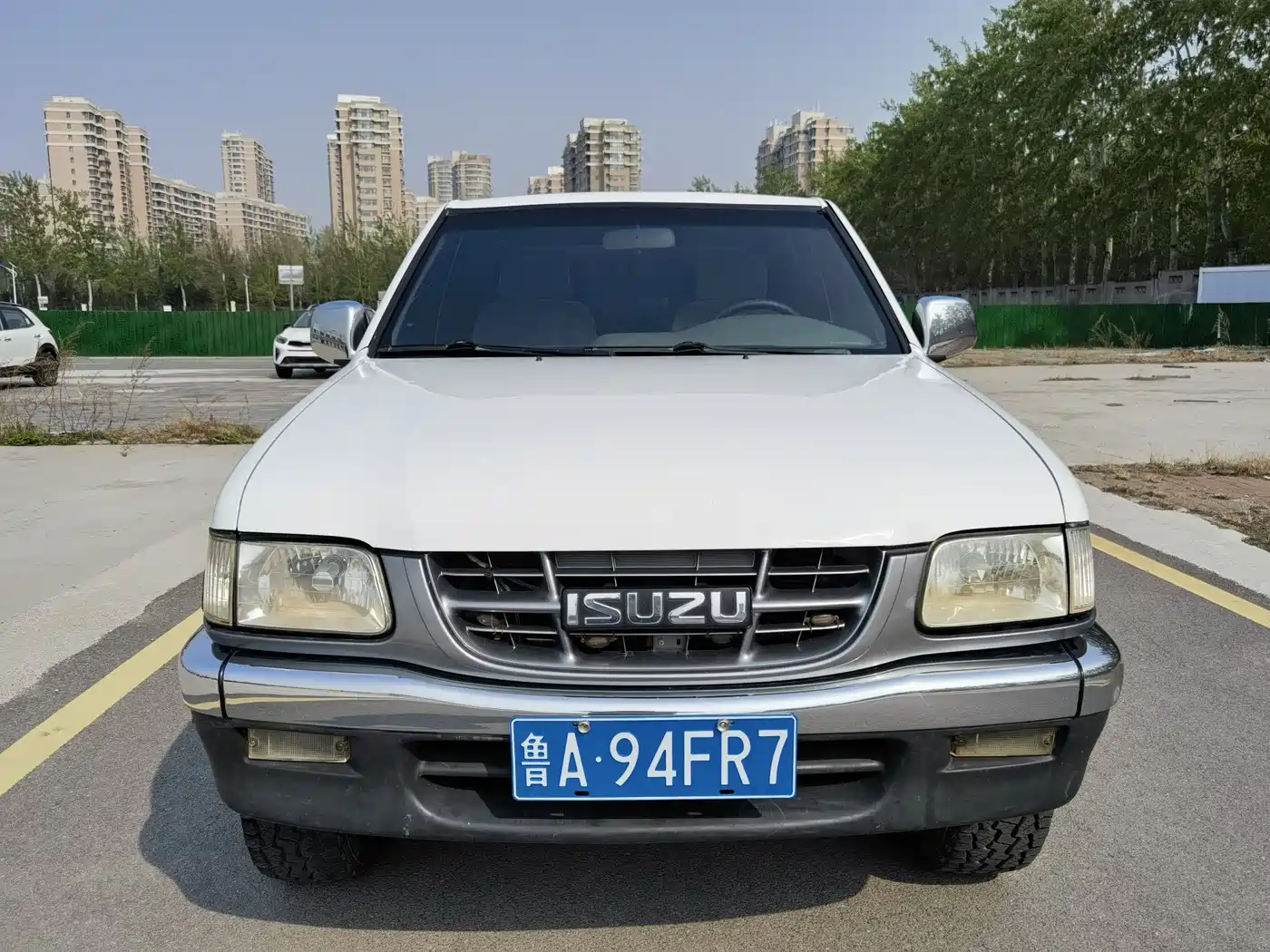 Isuzu Pickup 2017 2015 2.5L 4WD 4ZE3-MPI