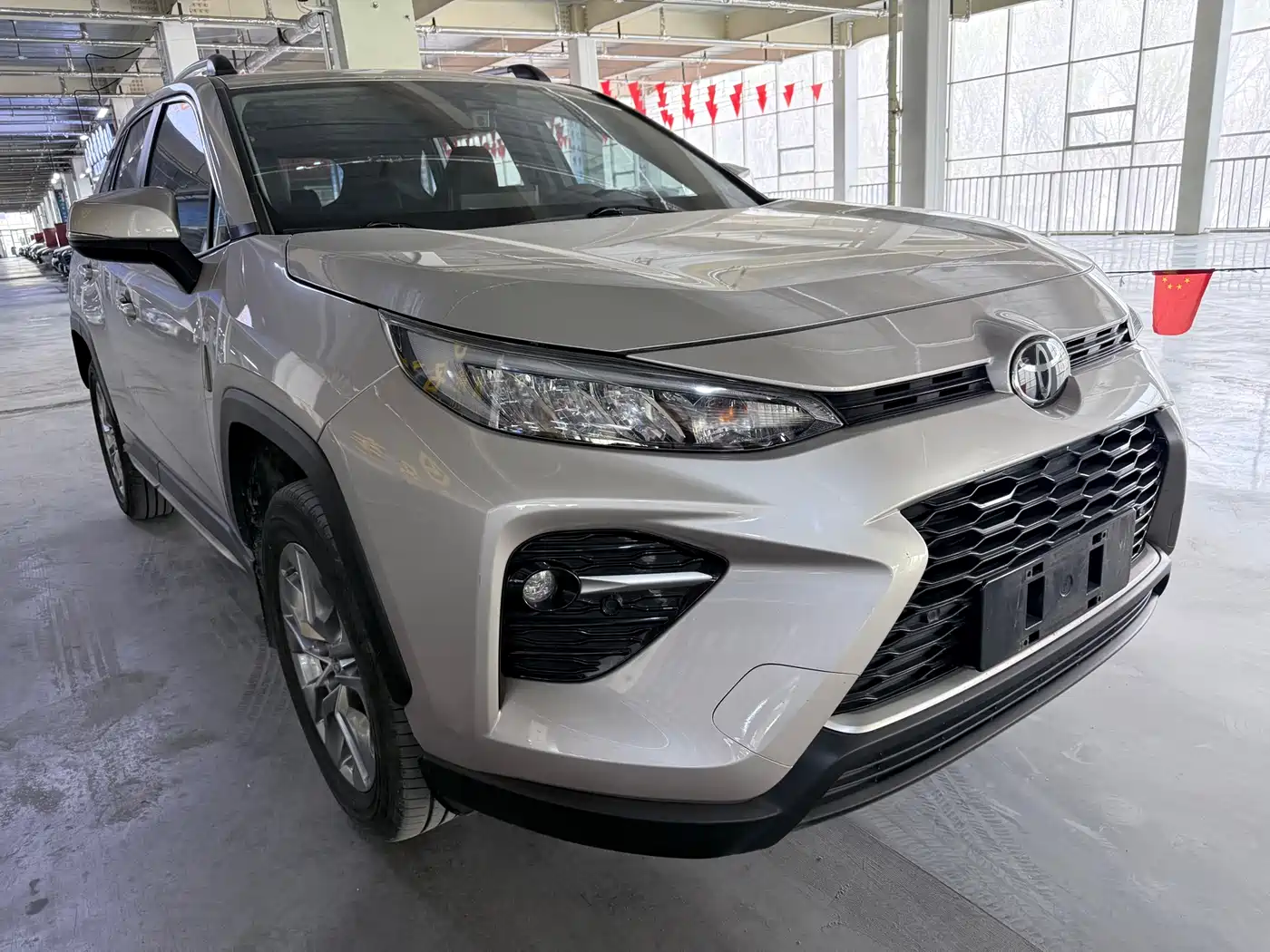 Toyota Wildlander 2021 2.0L CVT 4WD Luxury Edition фото 3