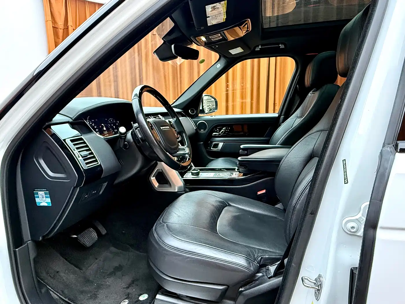 LAND ROVER RANGE ROVER