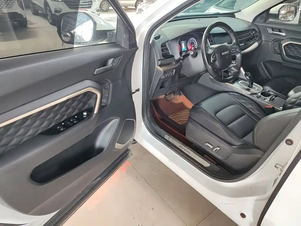 Фото 16 - Haval H6