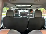 Photo 10 - Ford Explorer (Import)