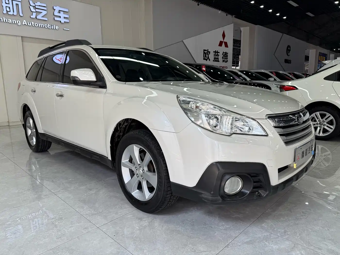Subaru Outback 2013 2.5i Luxury Navigation Edition фото 9