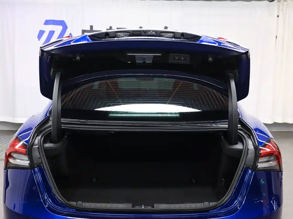 Maserati Ghibli 2024 2023 3.0T Modena