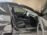 Фото 18 - Tesla Model 3