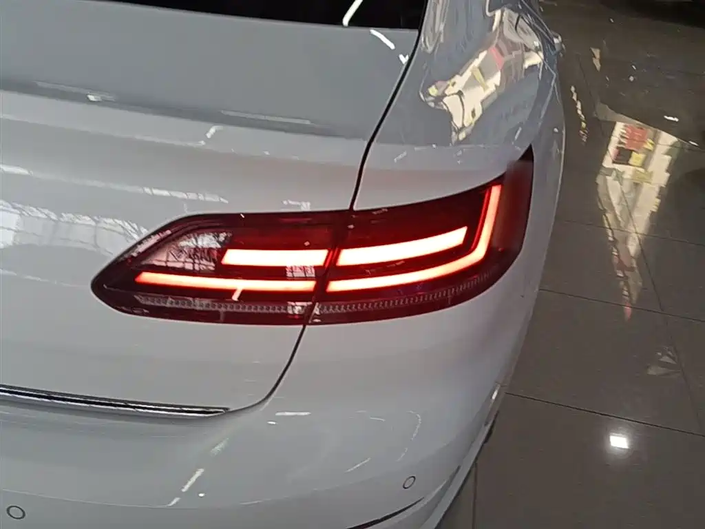 Volkswagen FAW-Volkswagen CC 2019 380TSI Charming Appearance (China V) фото 8