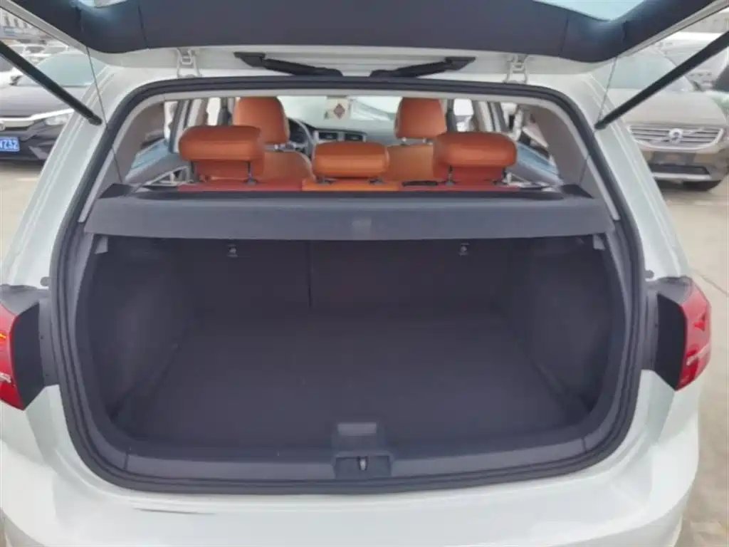Volkswagen Golf 2015 1.4TSI Automatic Comfort фото 15