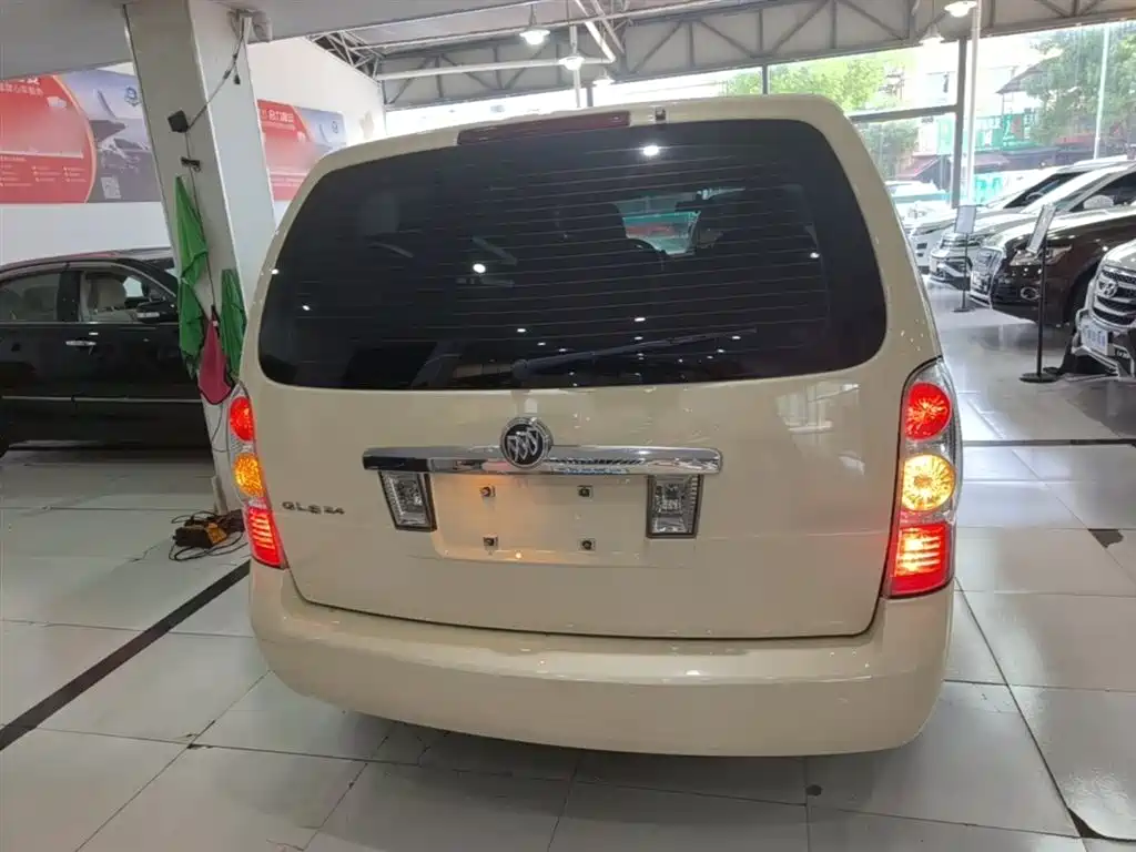 Buick GL8 2014 2.4L Classic Edition фото 6
