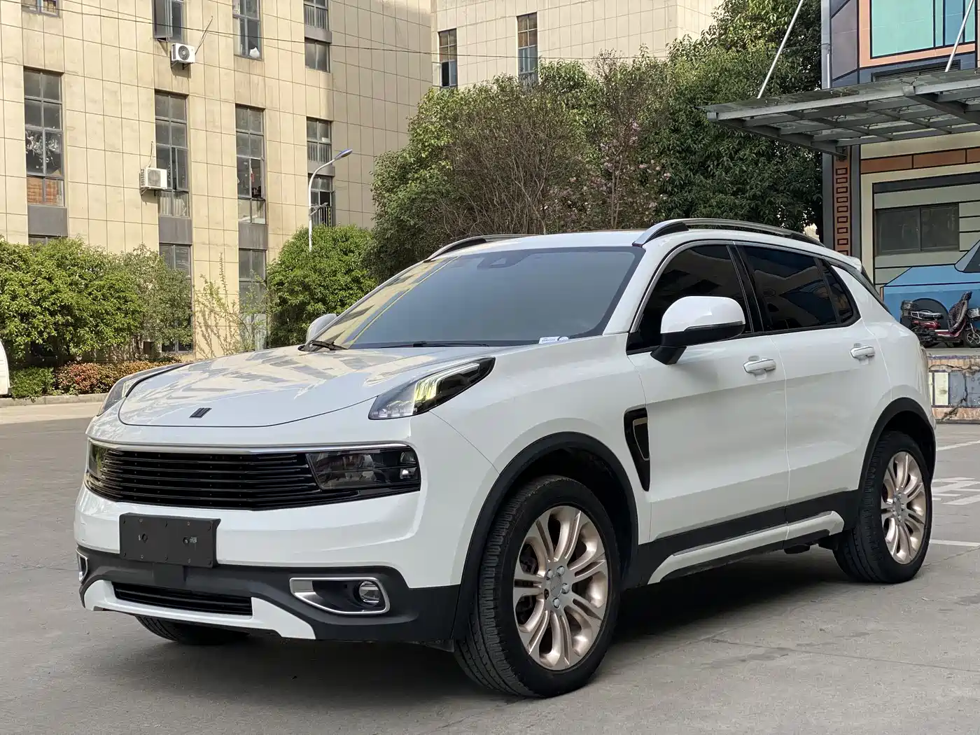 Lynk & Co 01 2017 2.0T 2WD Pro Version