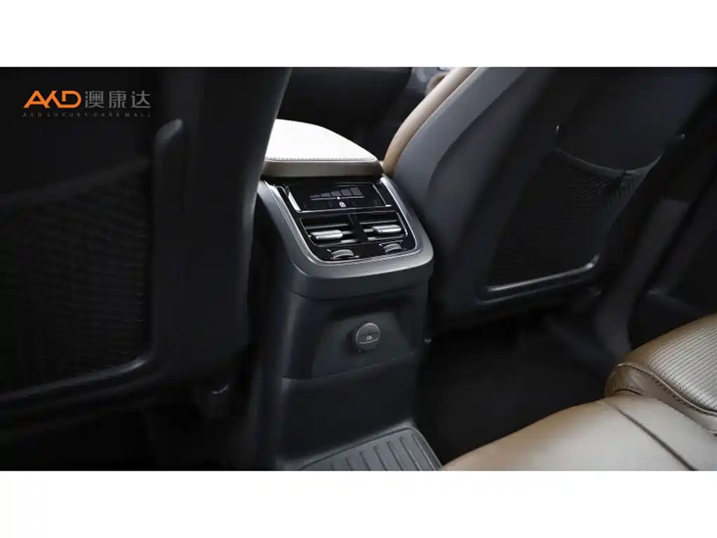 Volvo XC90 Plug-in Hybrid 2021 2021 E-Drive Hybrid T8 Premium Luxury 7-Seater