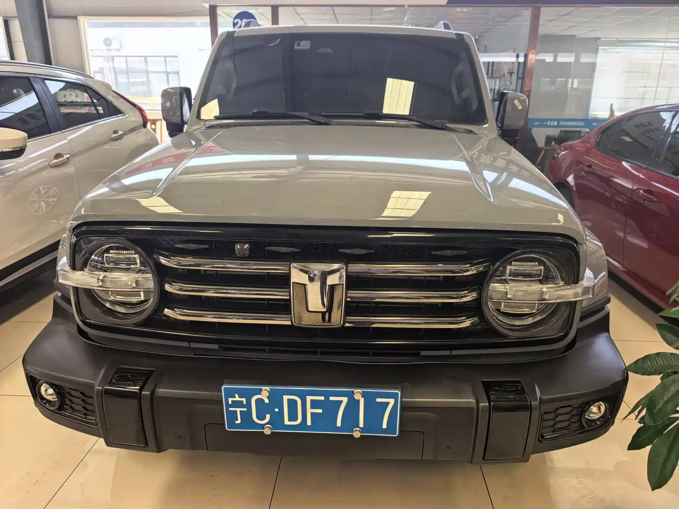 Tank 300 2024 2.0T Explorer фото 2