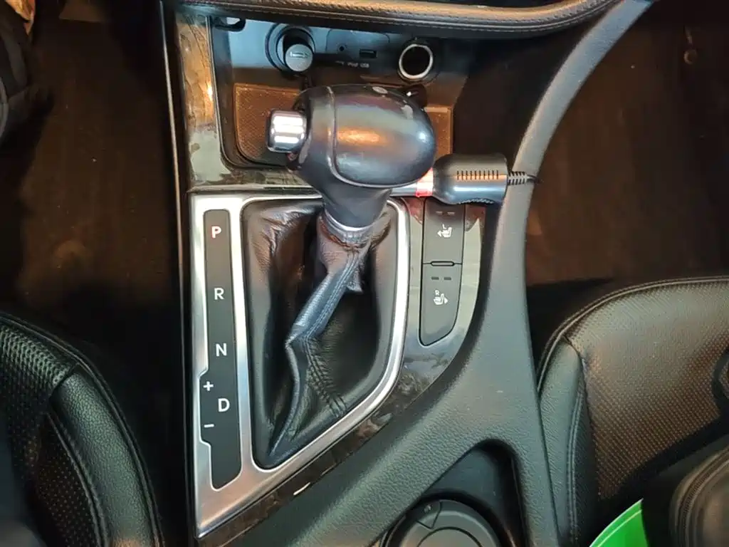 Kia K5 2014 2.0L Automatic LUXURY фото 14