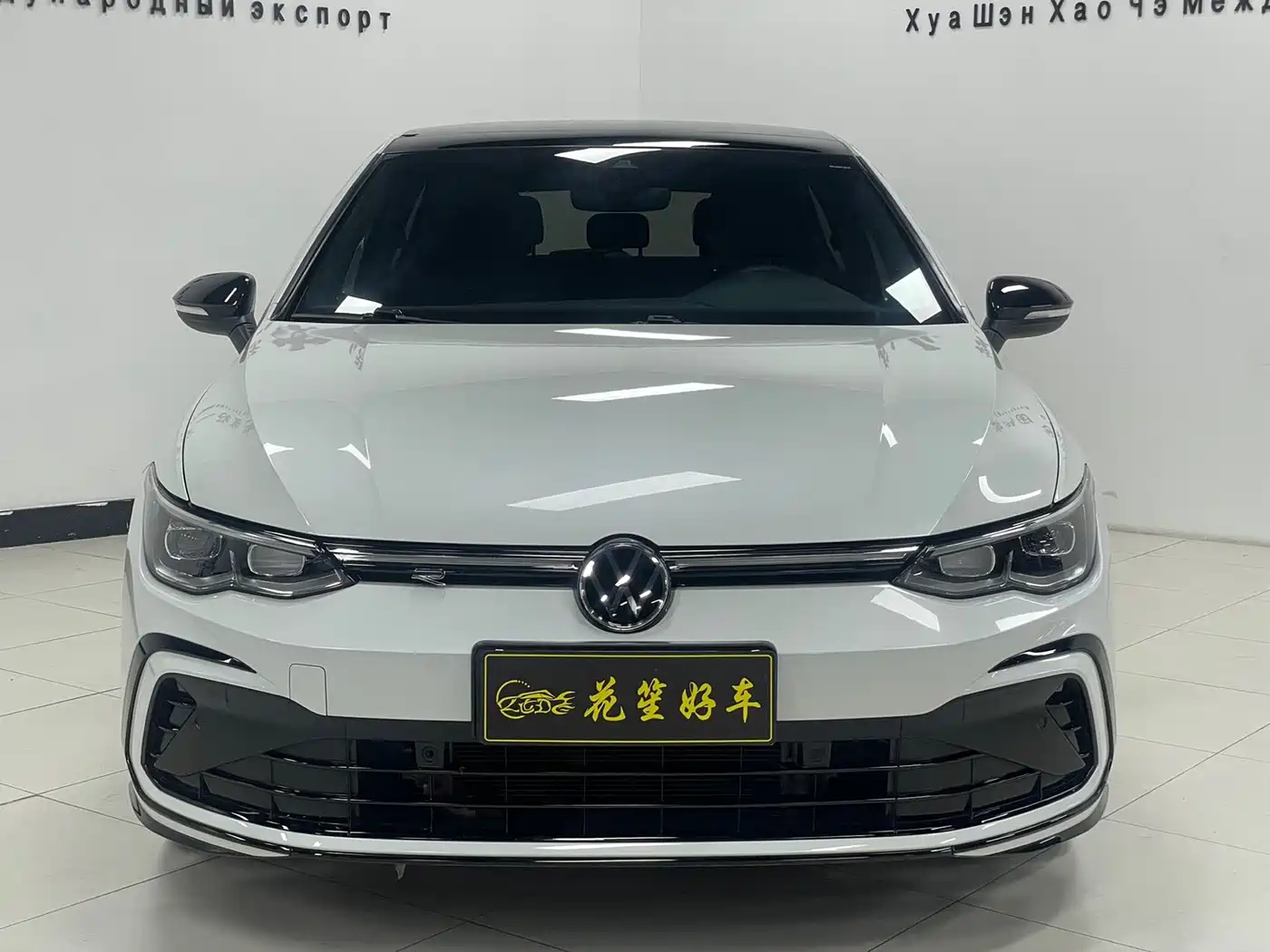 Volkswagen Golf 2021 280TSI DSG R-Line фото 2