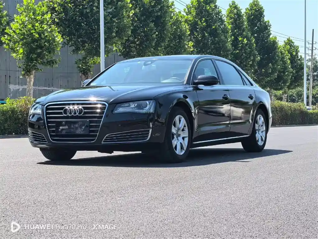 Audi A8 2013 A8L 45 TFSI quattro Luxury фото 2