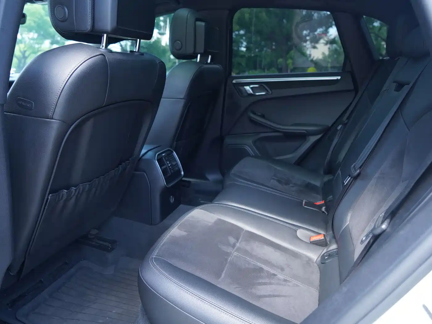 Porsche Macan 2018 Macan 2.0T фото 6