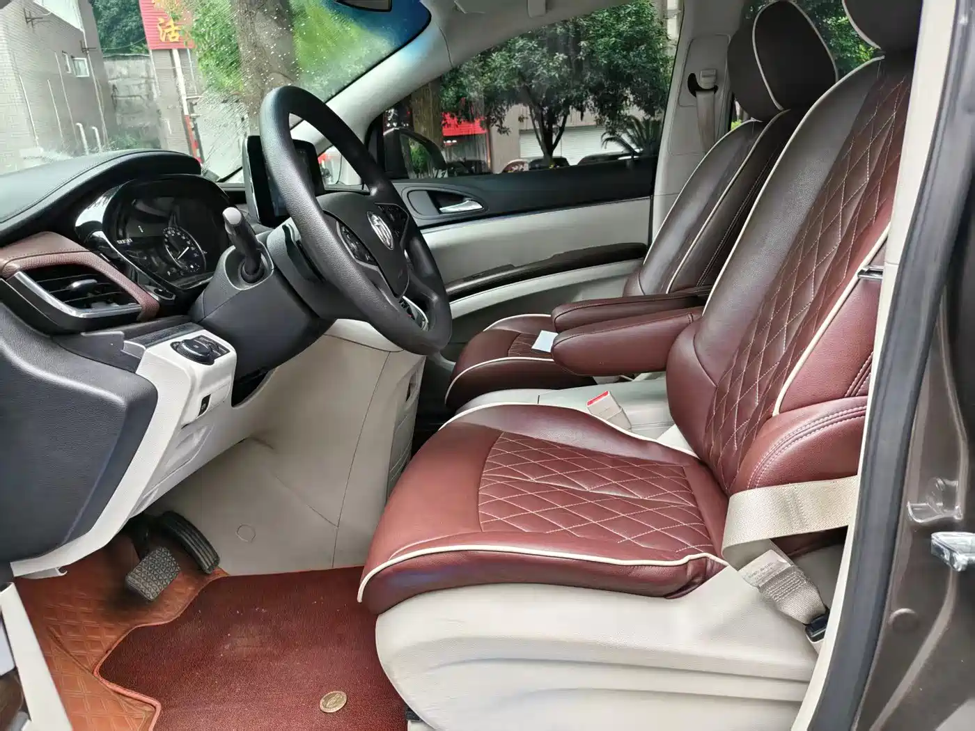 Buick GL8 2021 Land Business Class 652T Comfort фото 6