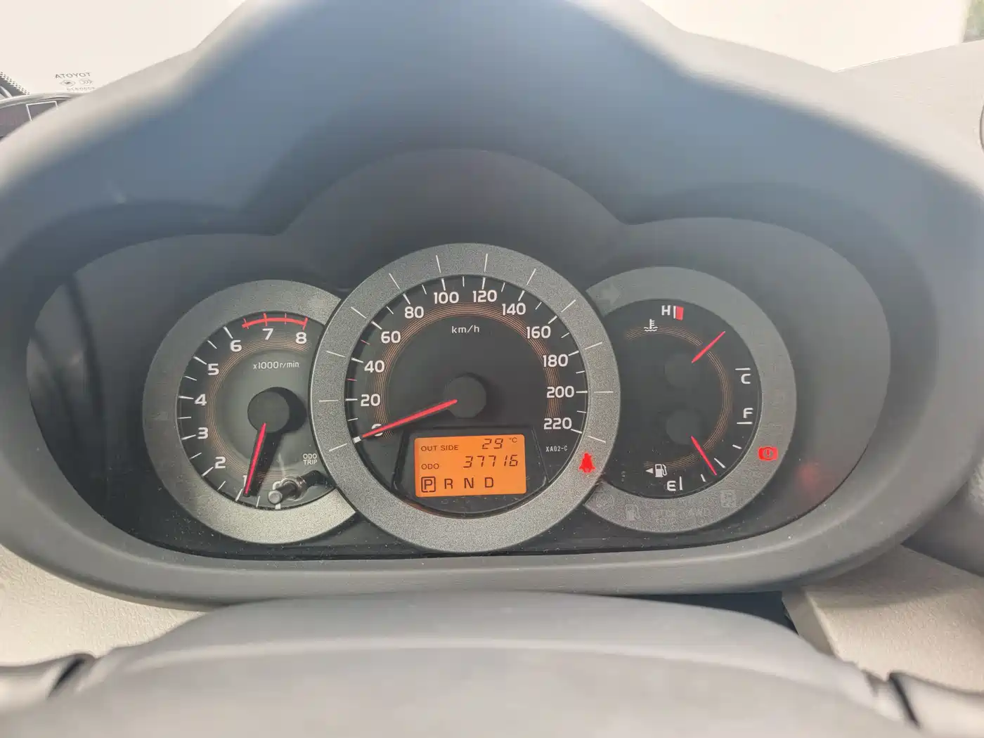 Toyota RAV4 Rongfang 2010 2.0L Automatic Luxury Upgrade Edition фото 36