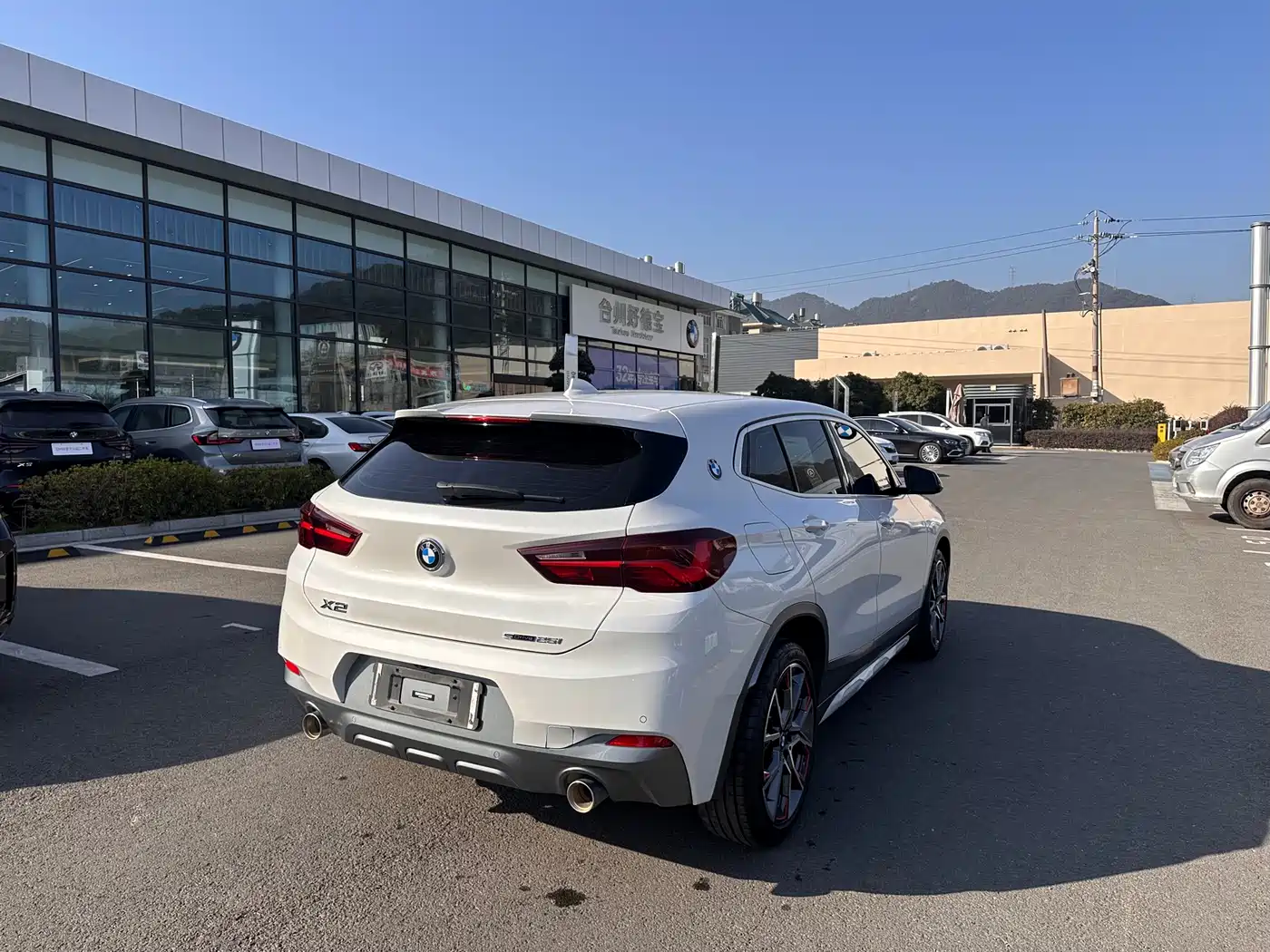BMW X2 2022 sDrive25i Black Night Edition фото 12