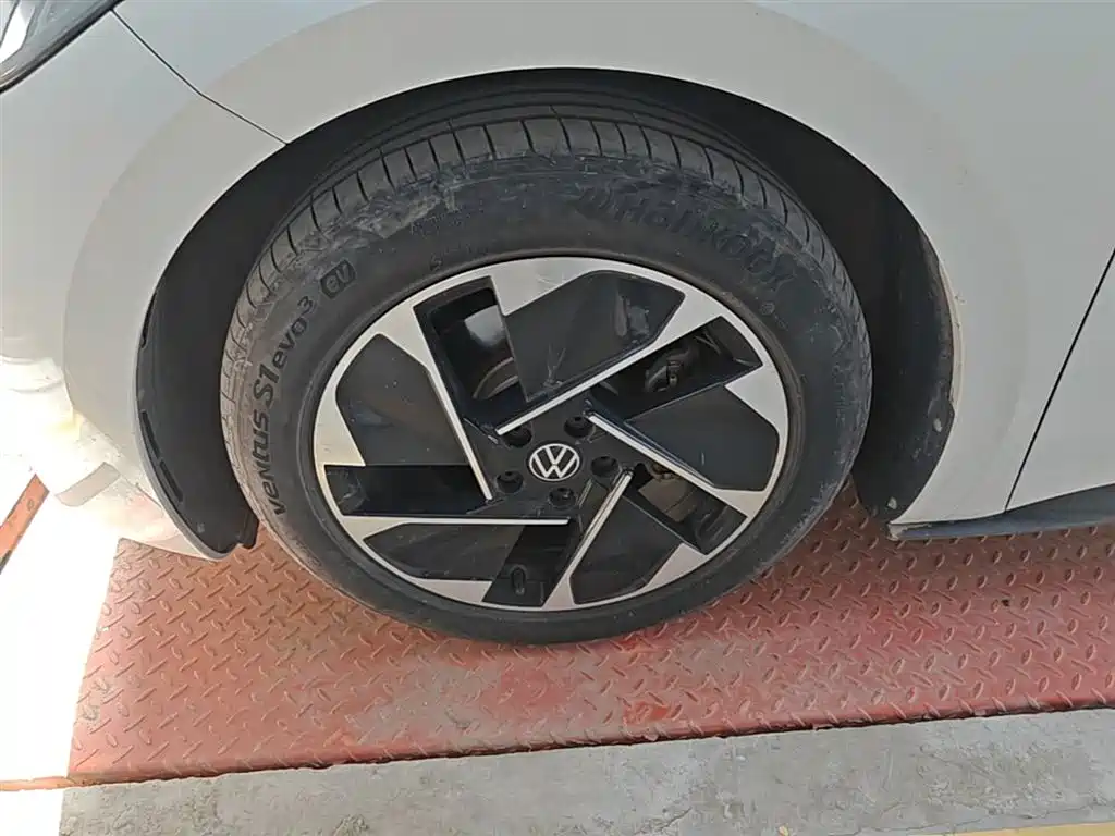Volkswagen ID.3 2024 Pure Smart Edition фото 23