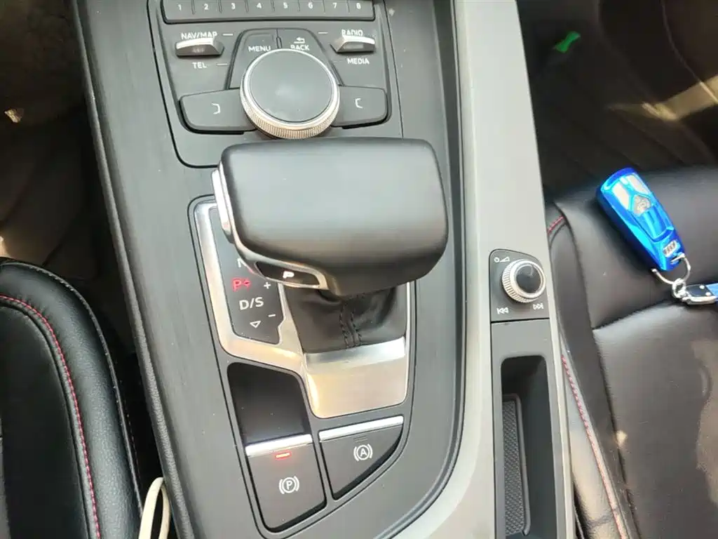 Audi A4L 2019 40 TFSI Progressive (China VI) фото 14