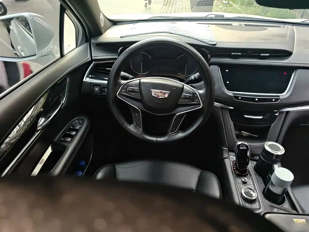 Cadillac XT5 2020 28T AWD Luxury Model фото 3