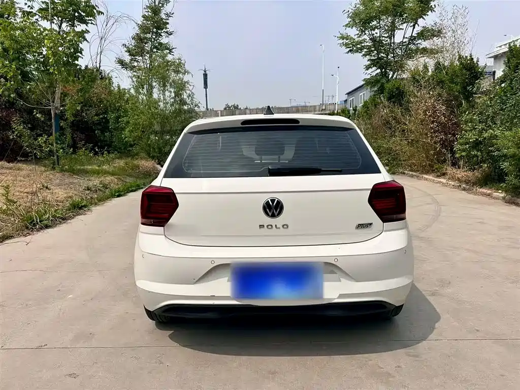Volkswagen Polo 2021 Plus 1.5L Automatic Colorful Tech Edition фото 10