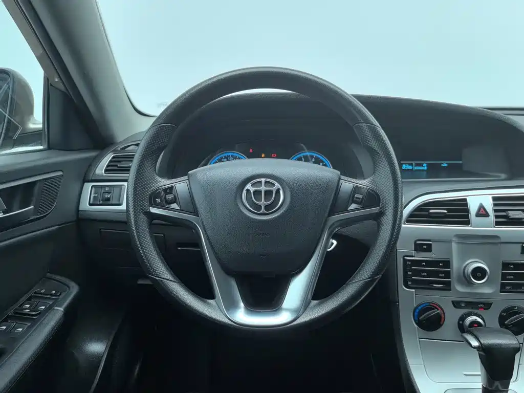 Zhonghua H530 2019 2017 1.6L Automatic Comfort