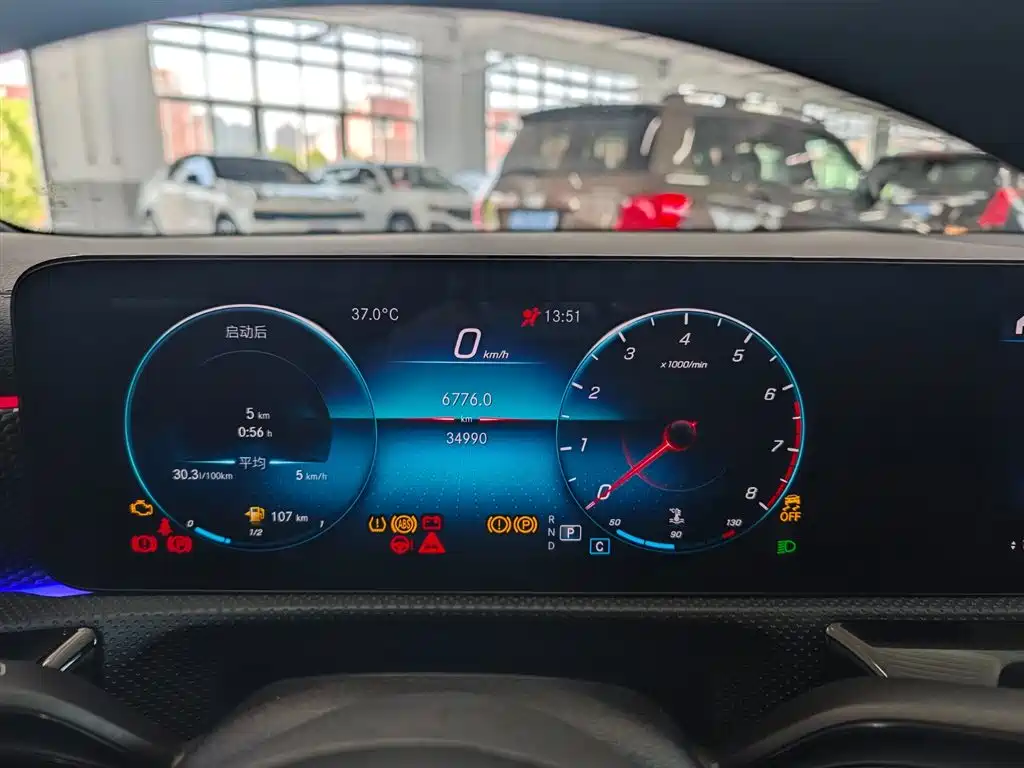 Mercedes-Benz A-Class 2021 A 200 L Sport Sedan Fashion Edition фото 22