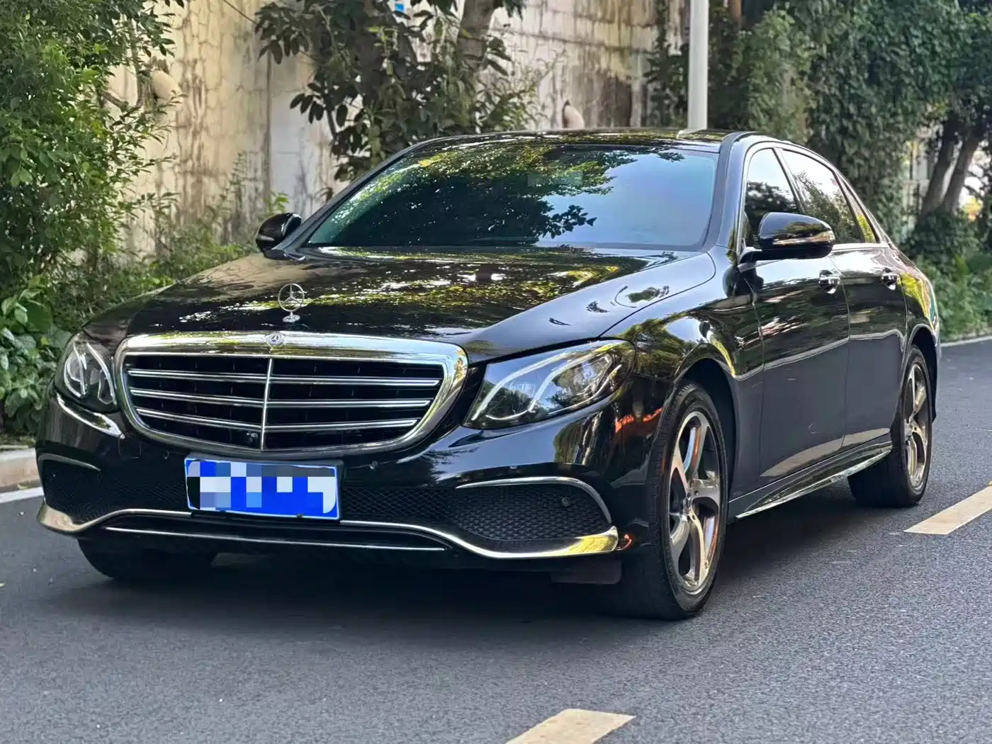 Mercedes-Benz E-Class 2019 E 300 L Sport Fashion фото 2