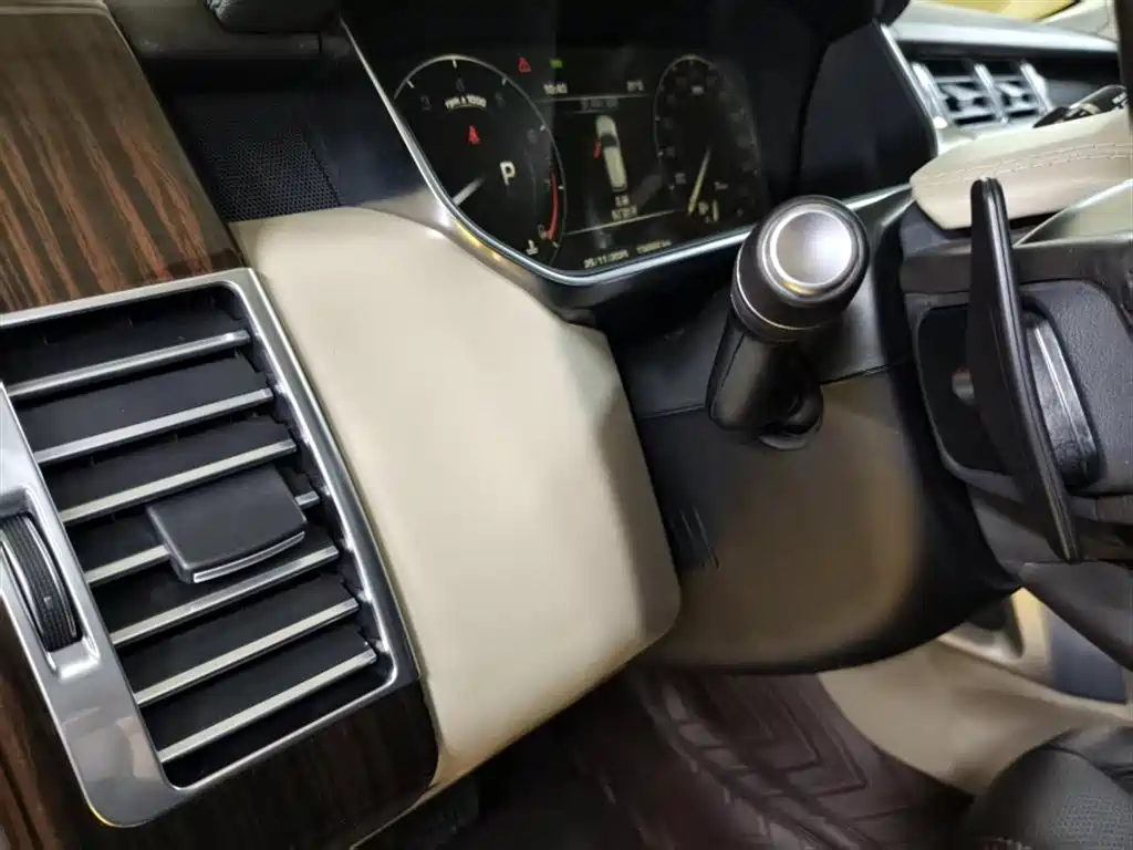 Land Rover Range Rover 2017 3.0 SC V6 Vogue фото 5