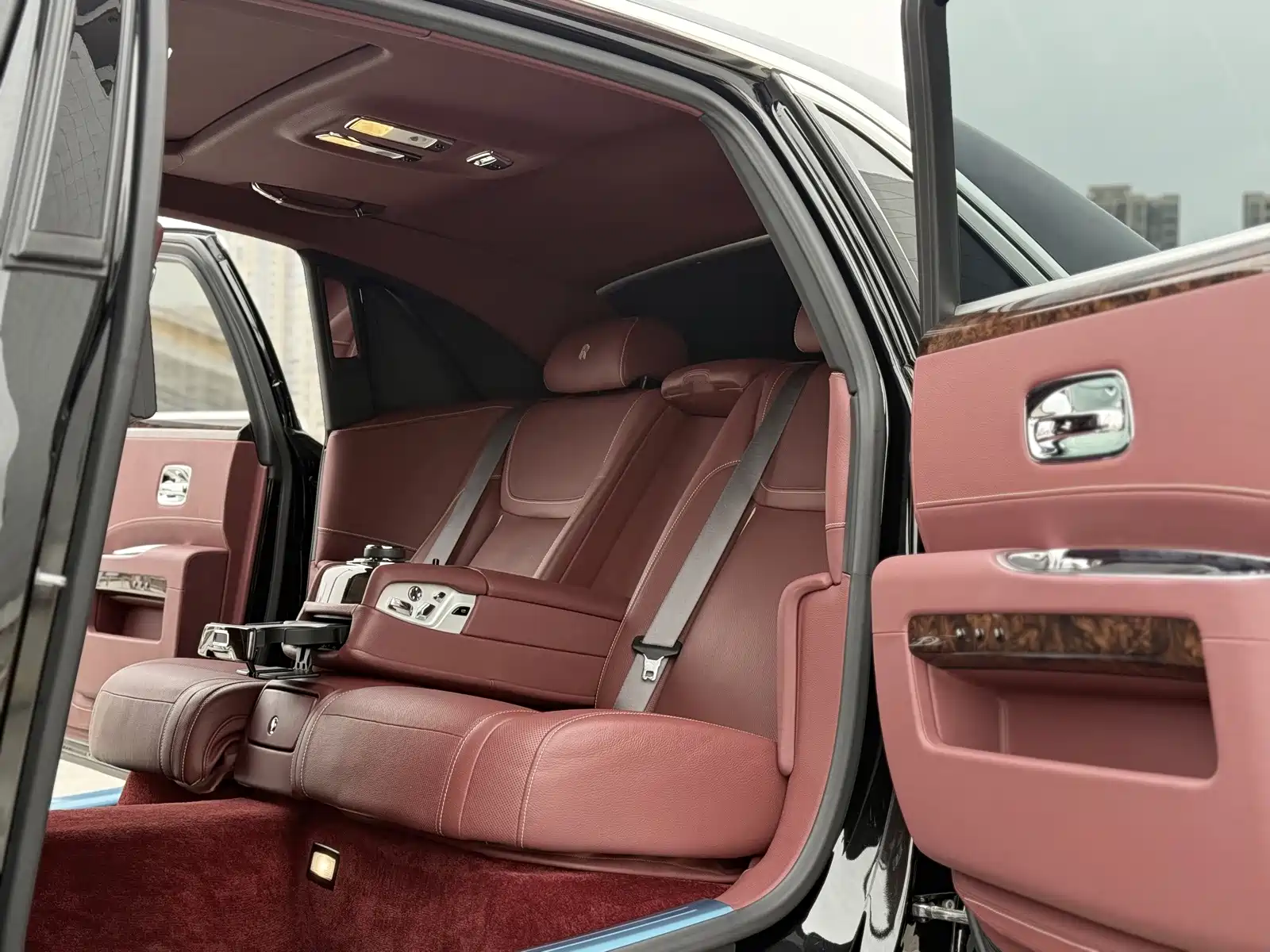 Фото 5 - Rolls-Royce Ghost