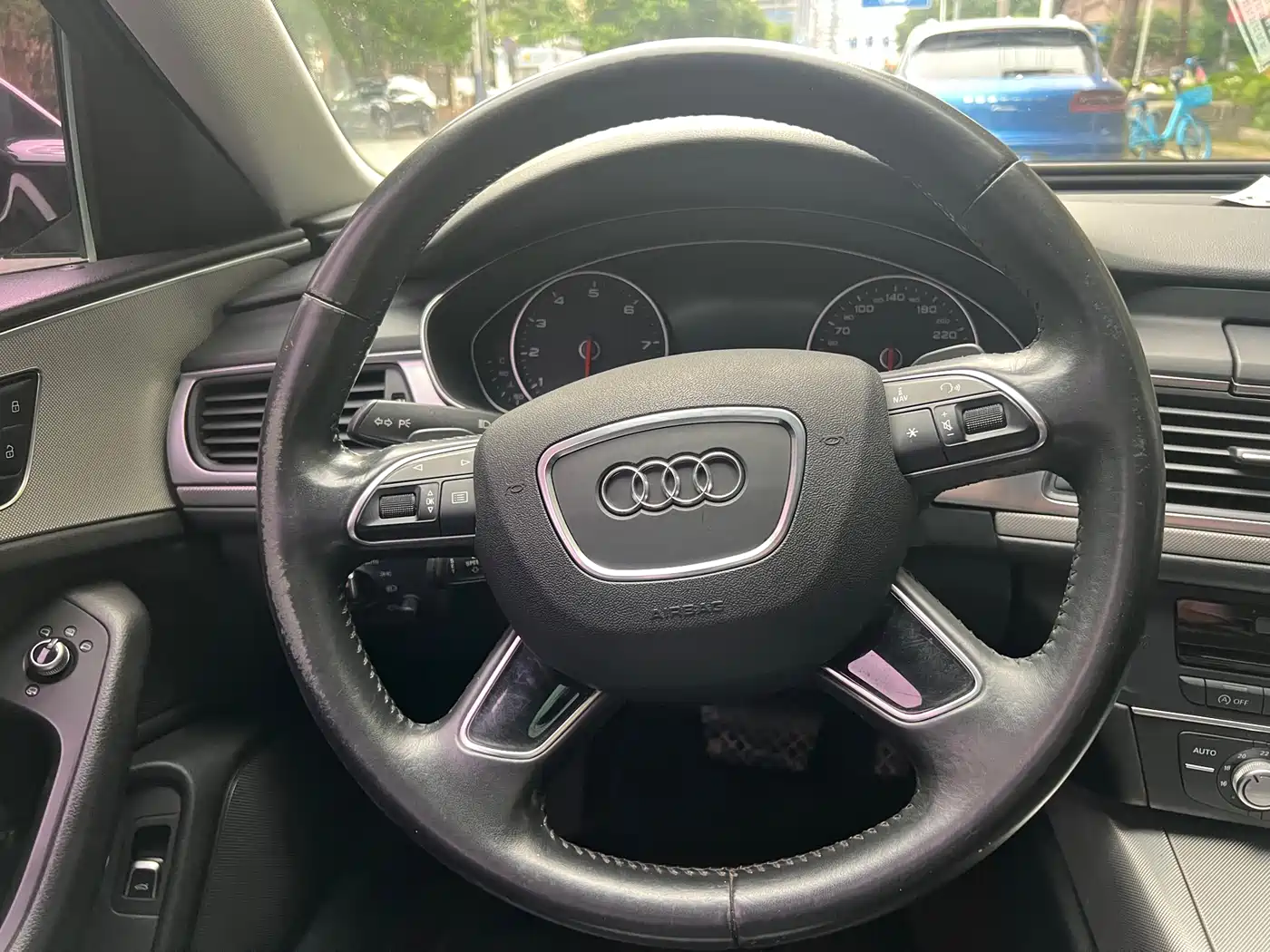 Audi A6L 2018 30th Anniversary 35 TFSI Fashion фото 24