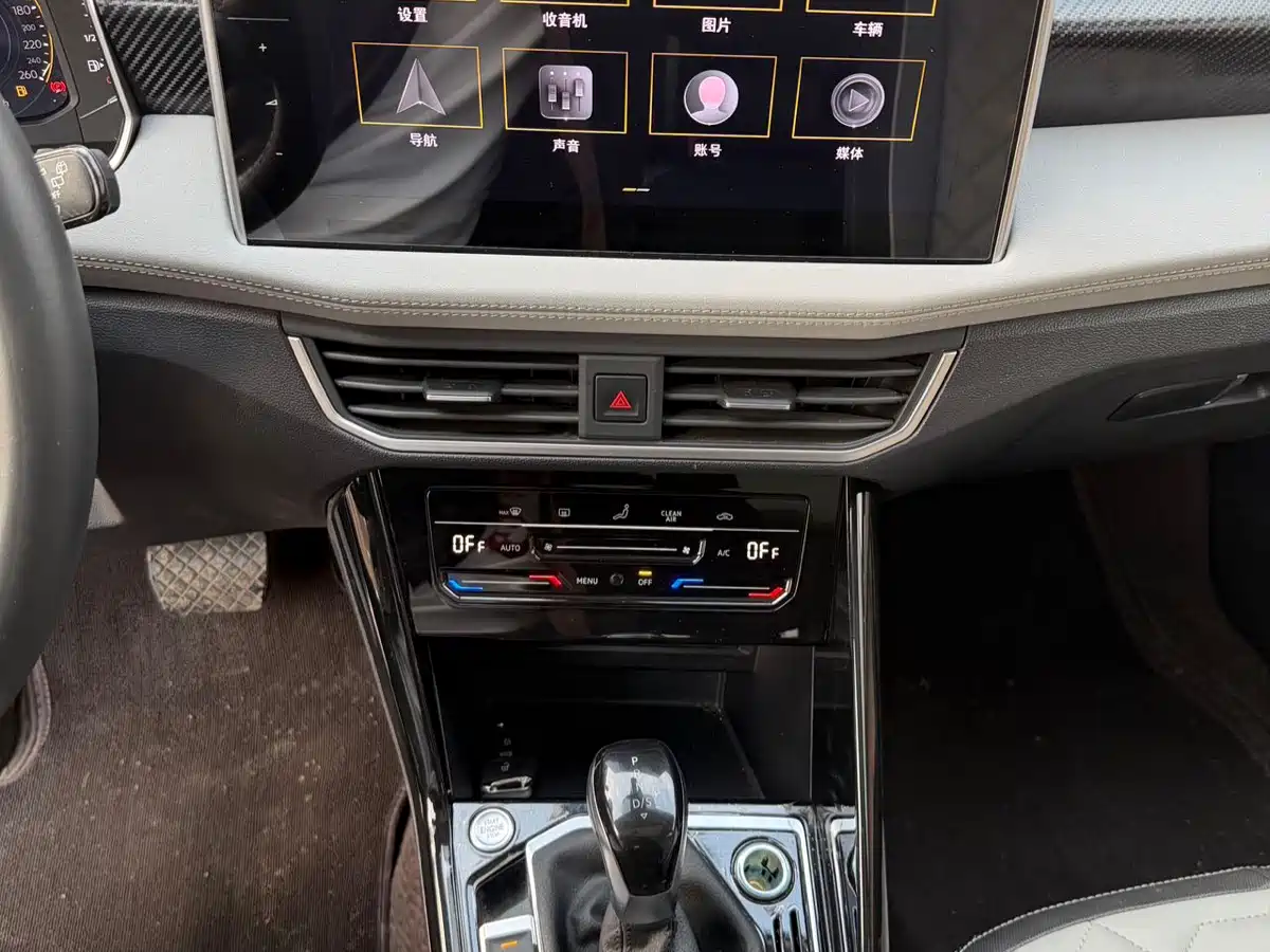 Volkswagen Tayron 2023 280TSI 2WD Luxury Plus Advanced Edition фото 10